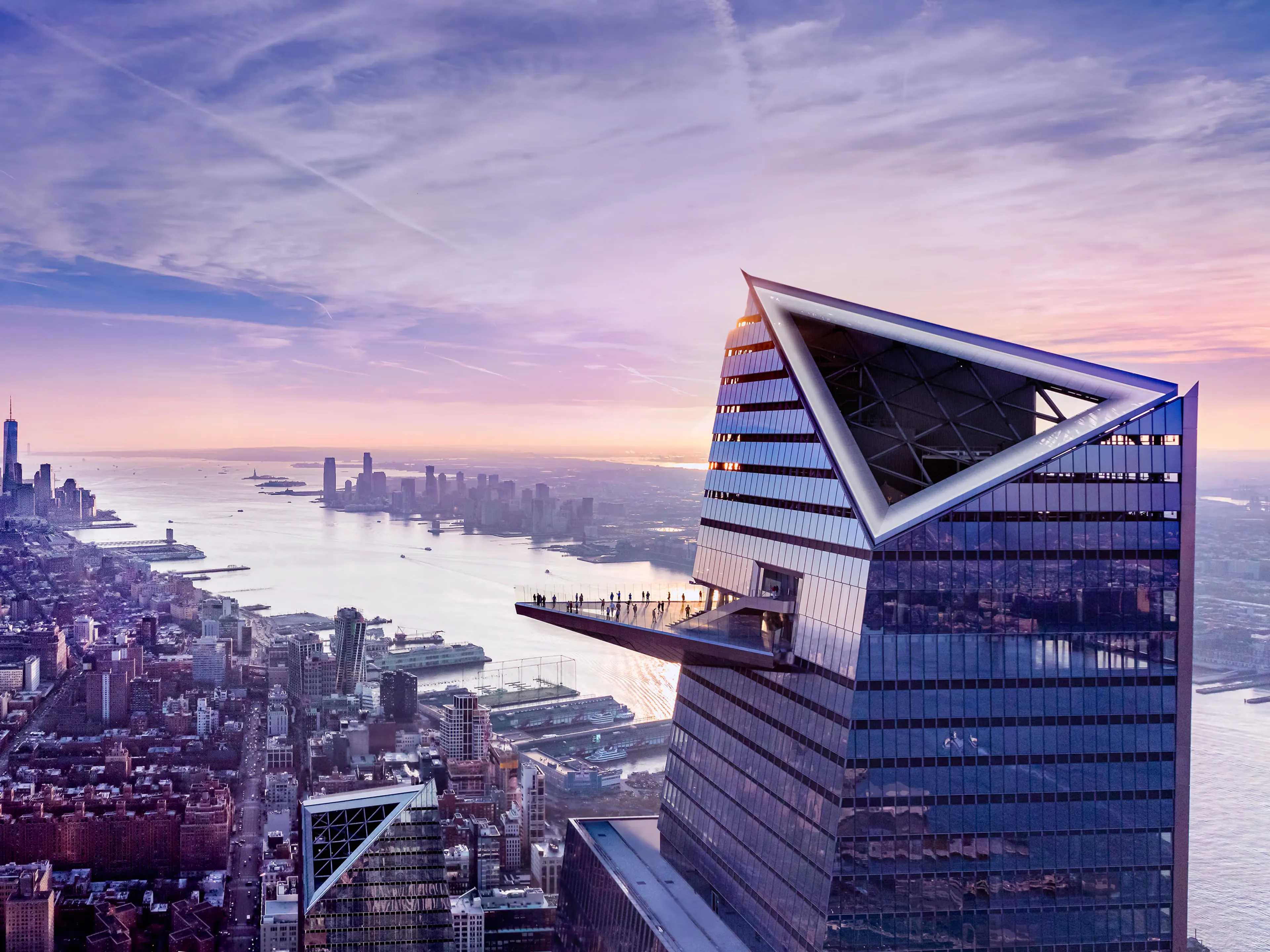 Edge skyline family-friendly vantage