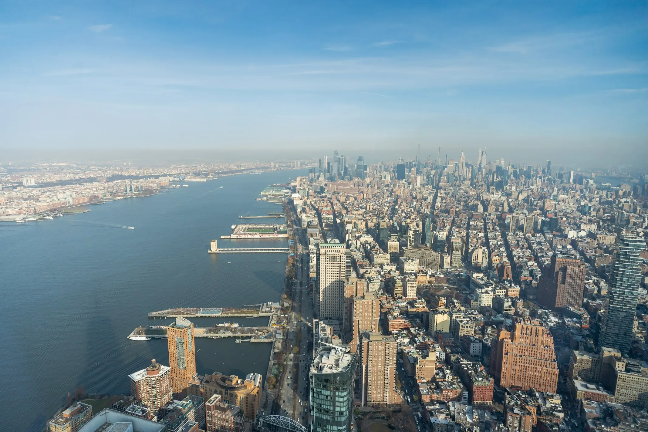 One World skyline view over lower Manhattan