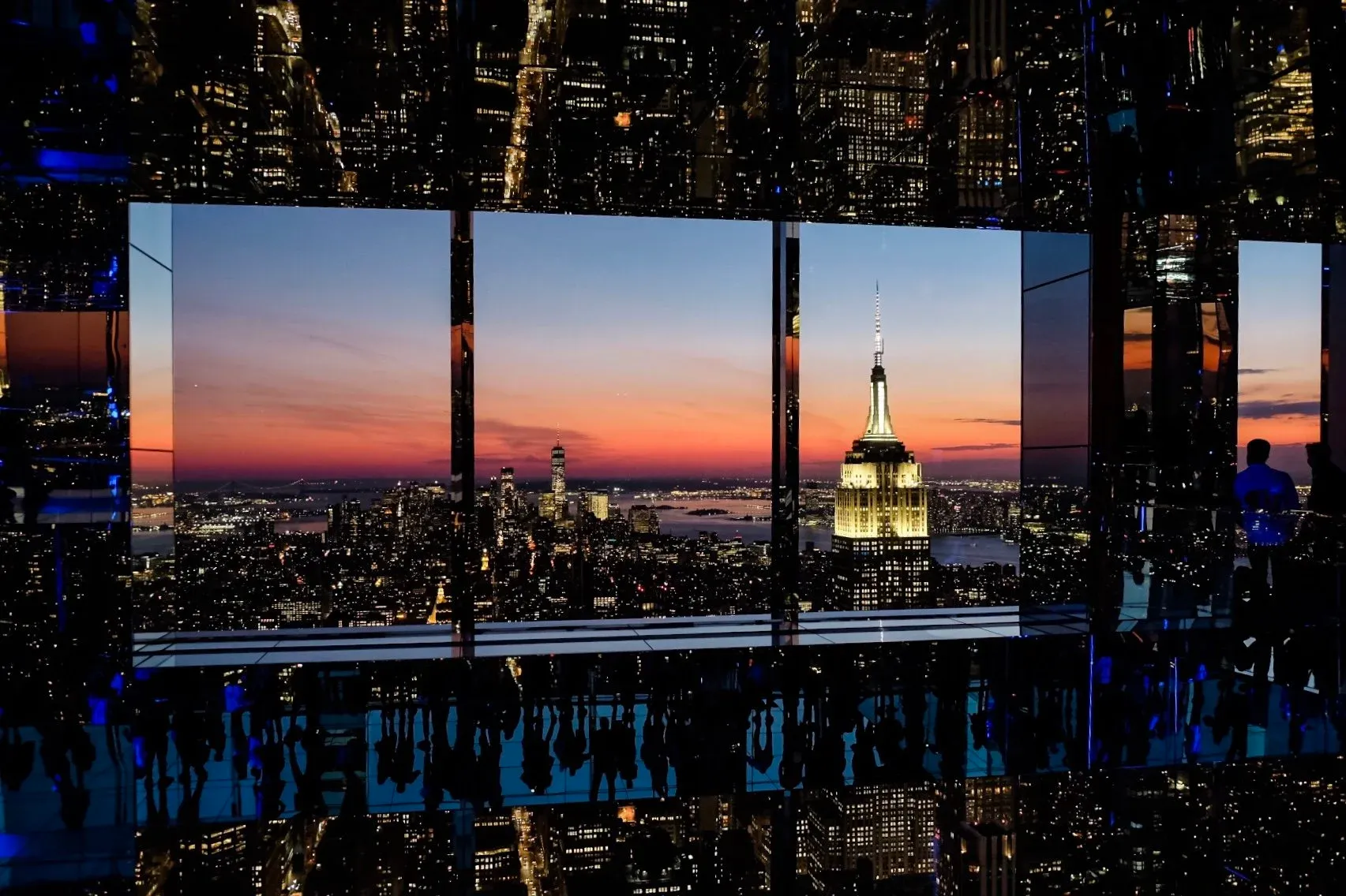 SUMMIT One Vanderbilt sunset skyline view