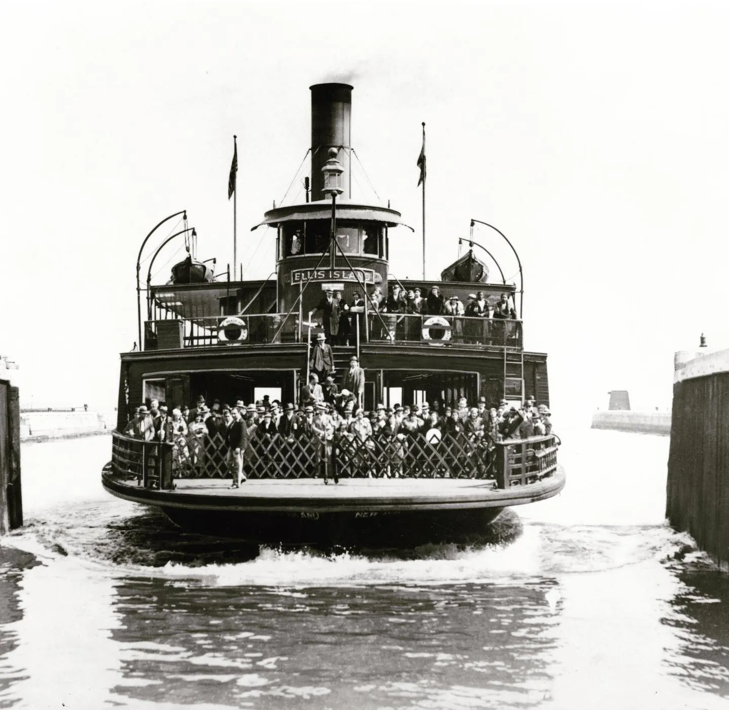 Statue of Liberty and Ellis Island Ticket: Ferry from Manhattan