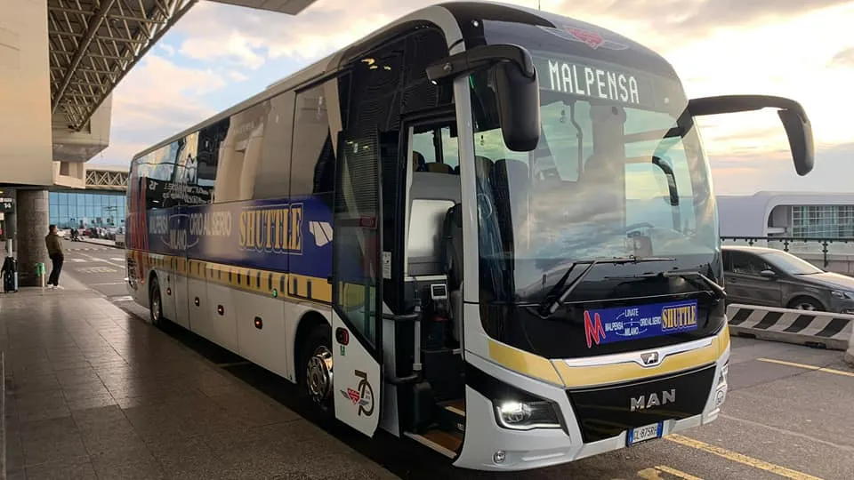 Orio al Serio shuttle coach ready for Milan transfer