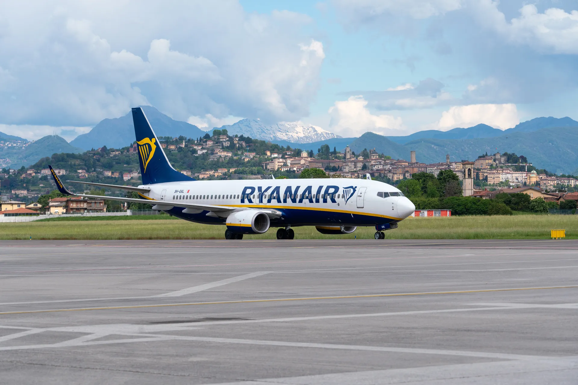 Ryanair plane taking off from Bergamo Airport