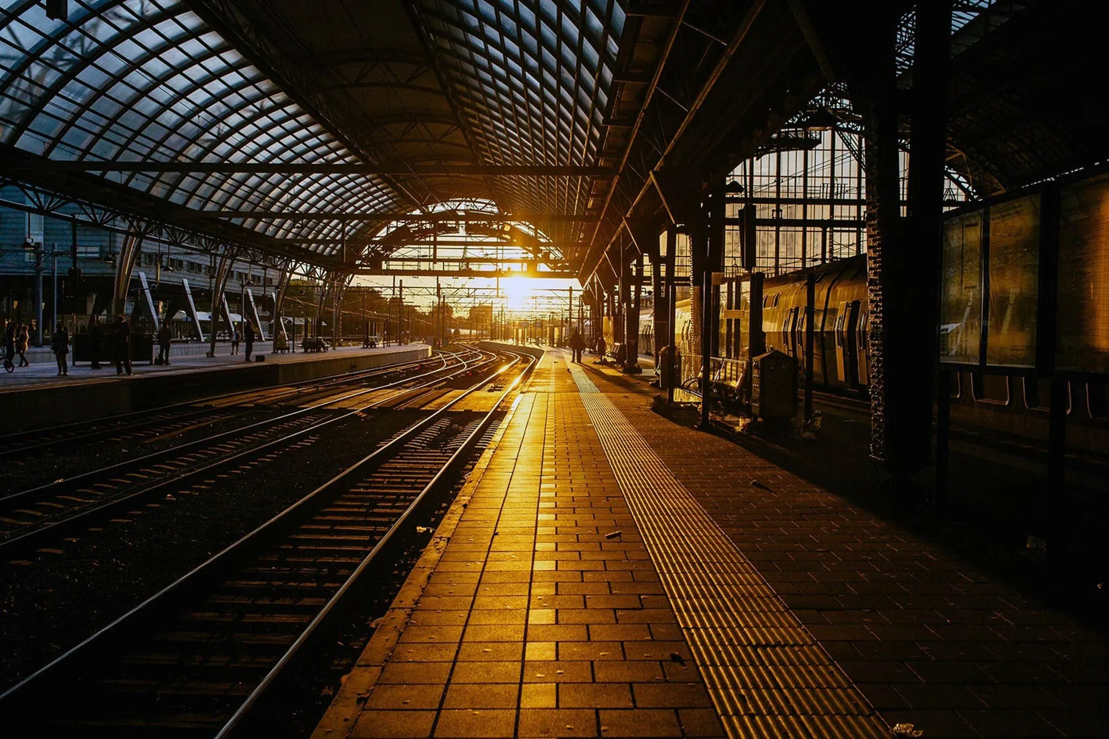Train station connection for airport transfers