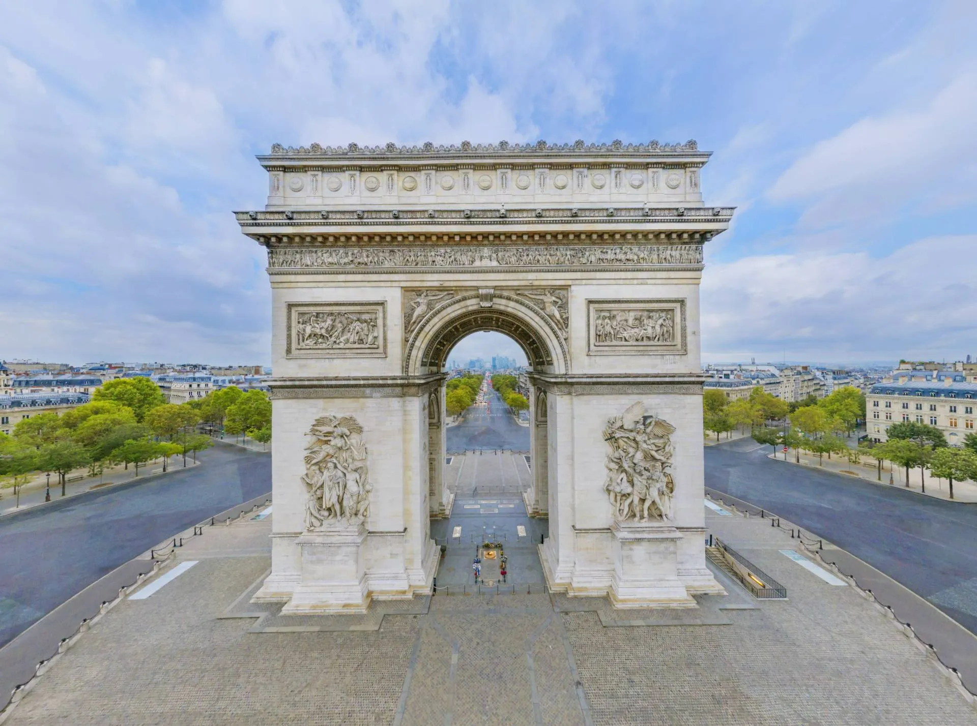 Arc de Triomphe front view
