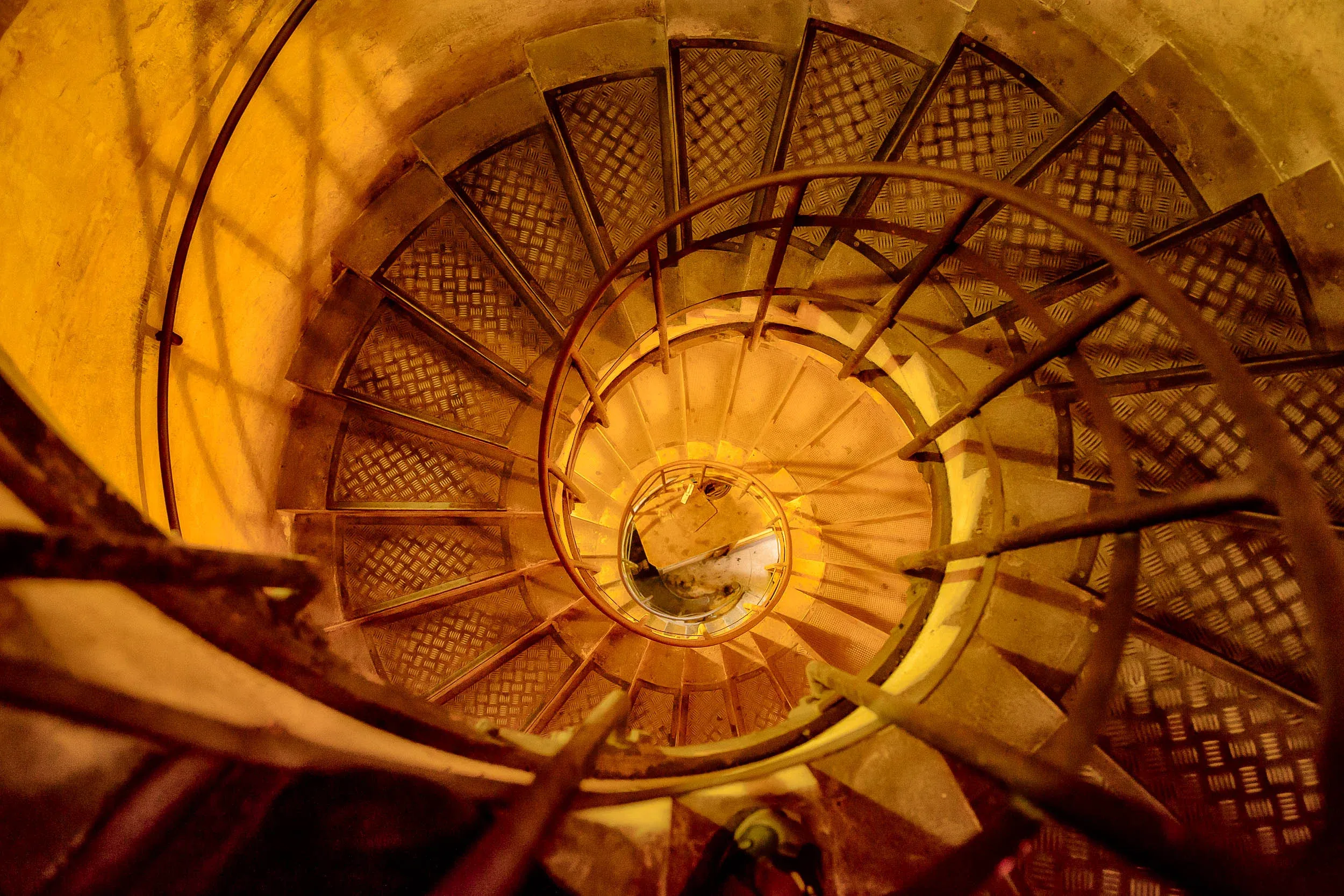 Interior stairs access to rooftop terrace