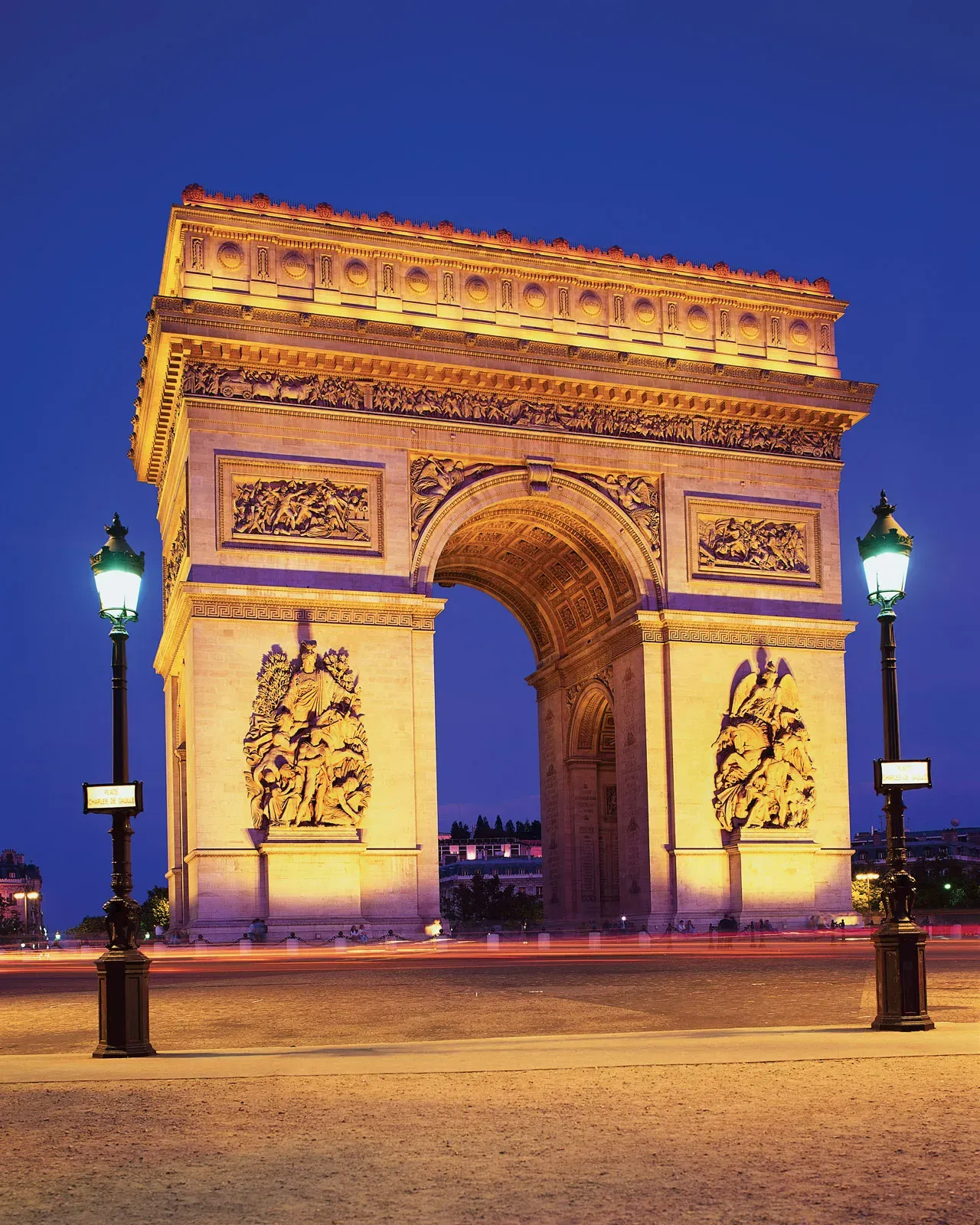 Arc de Triomphe illuminated at night