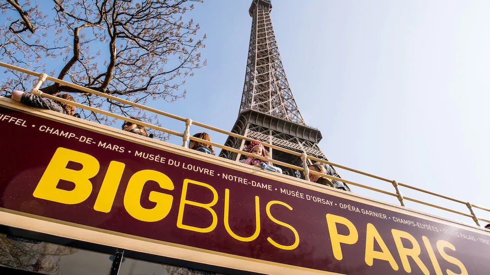 Paris Card Senior Comfort Strategy: Low-Fatigue Routing, Buffer Design, and Easier Days