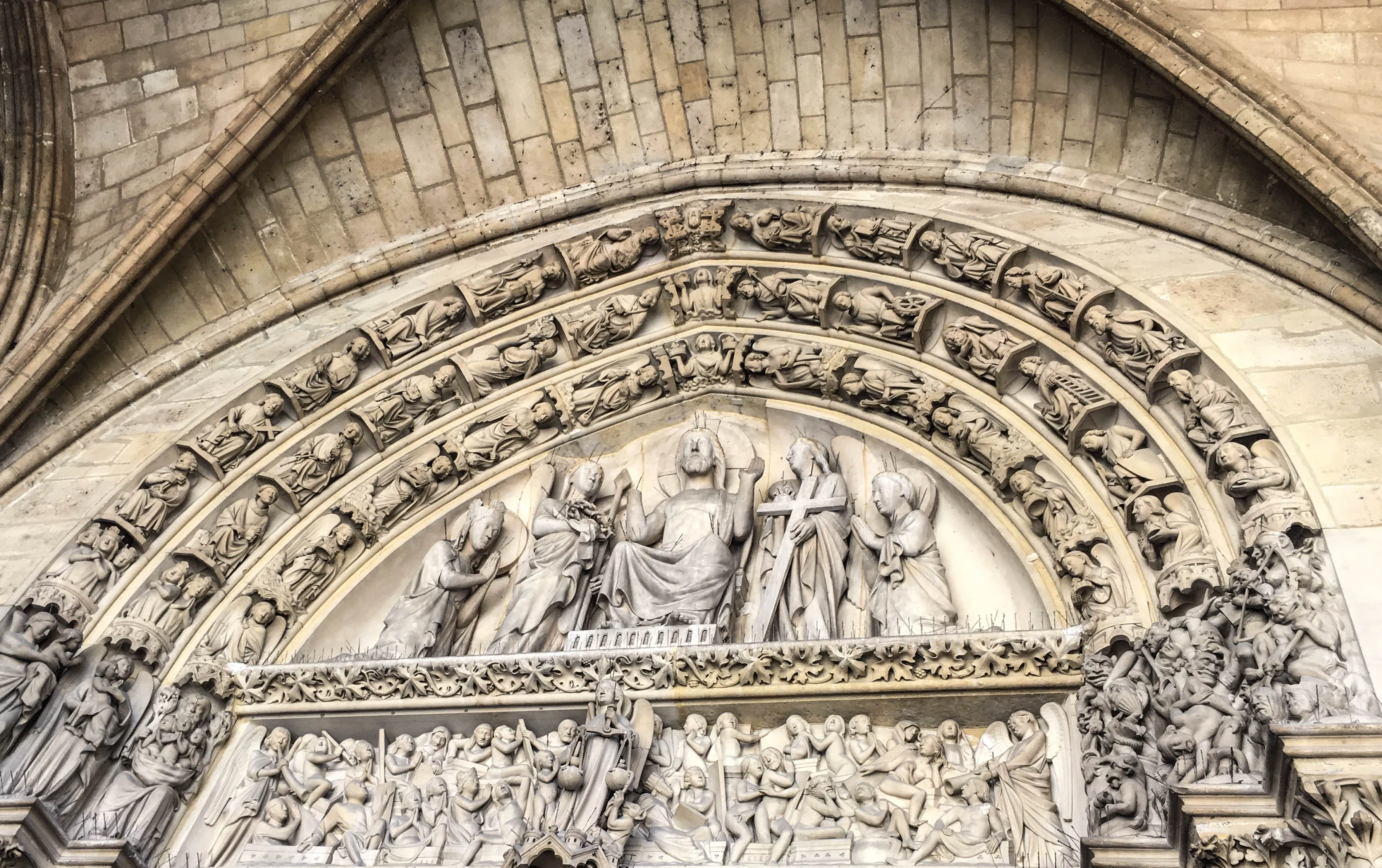 Decorative details on Sainte-Chapelle portal