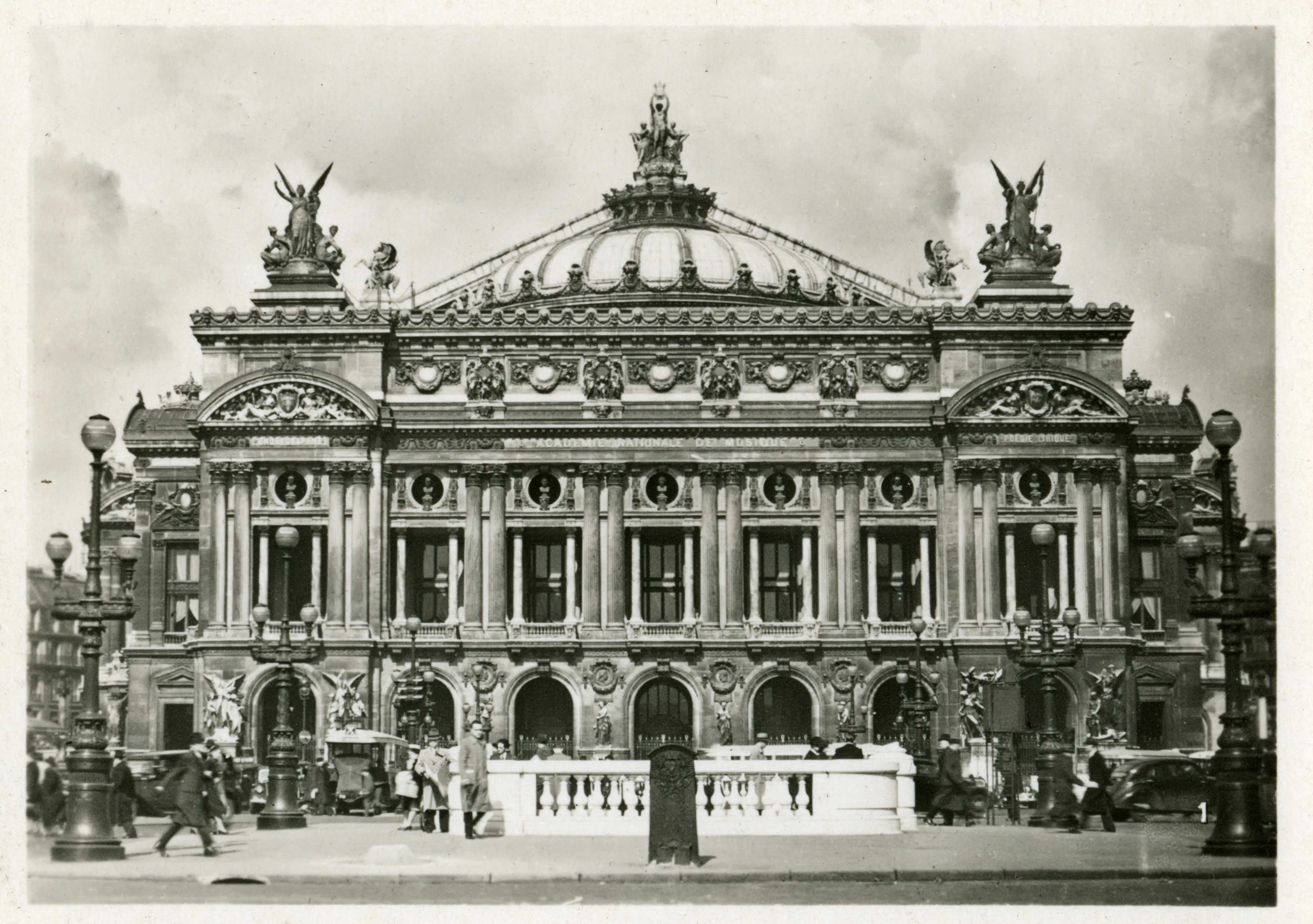 Historic view of the Palais Garnier facade in the late 19th century