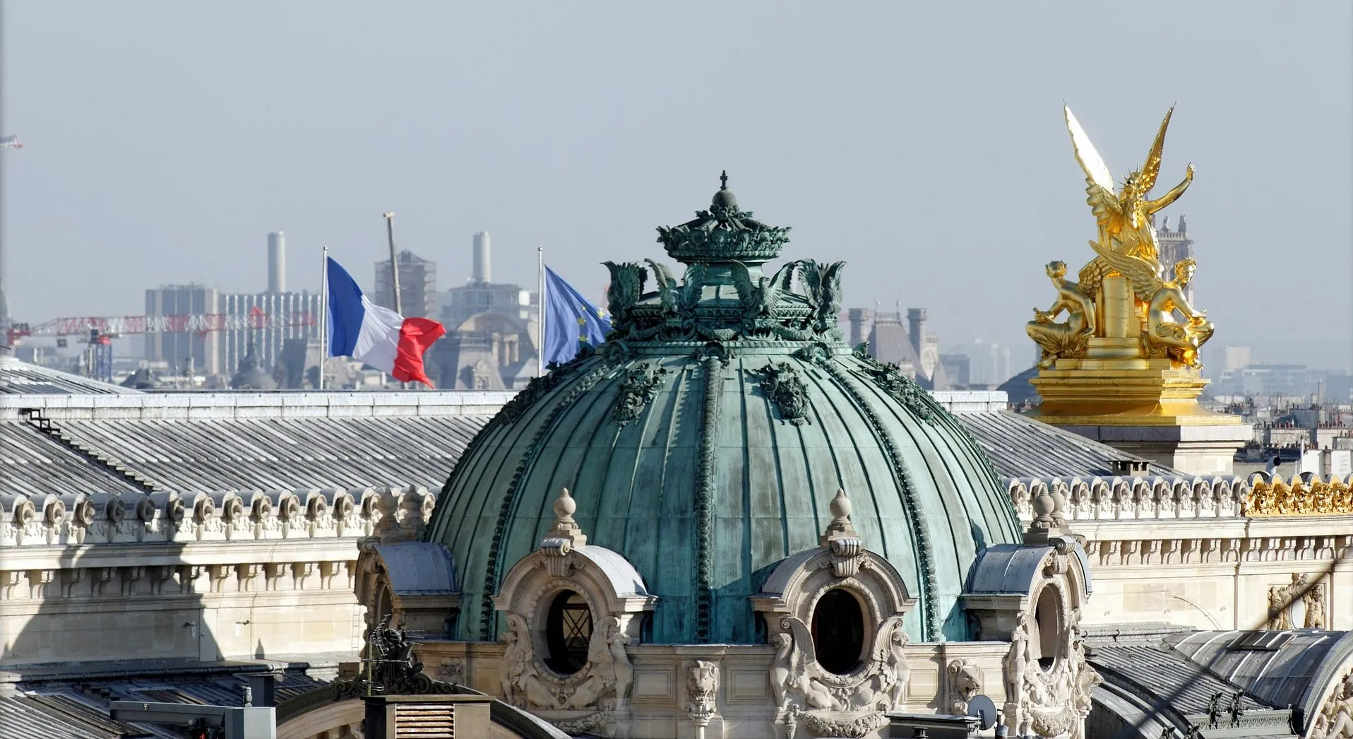 Palais Garnier rooftop and sculptures