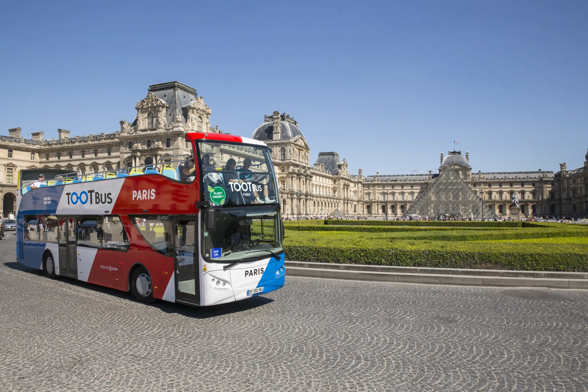 TOOTBUS Paris at Place de la Concorde