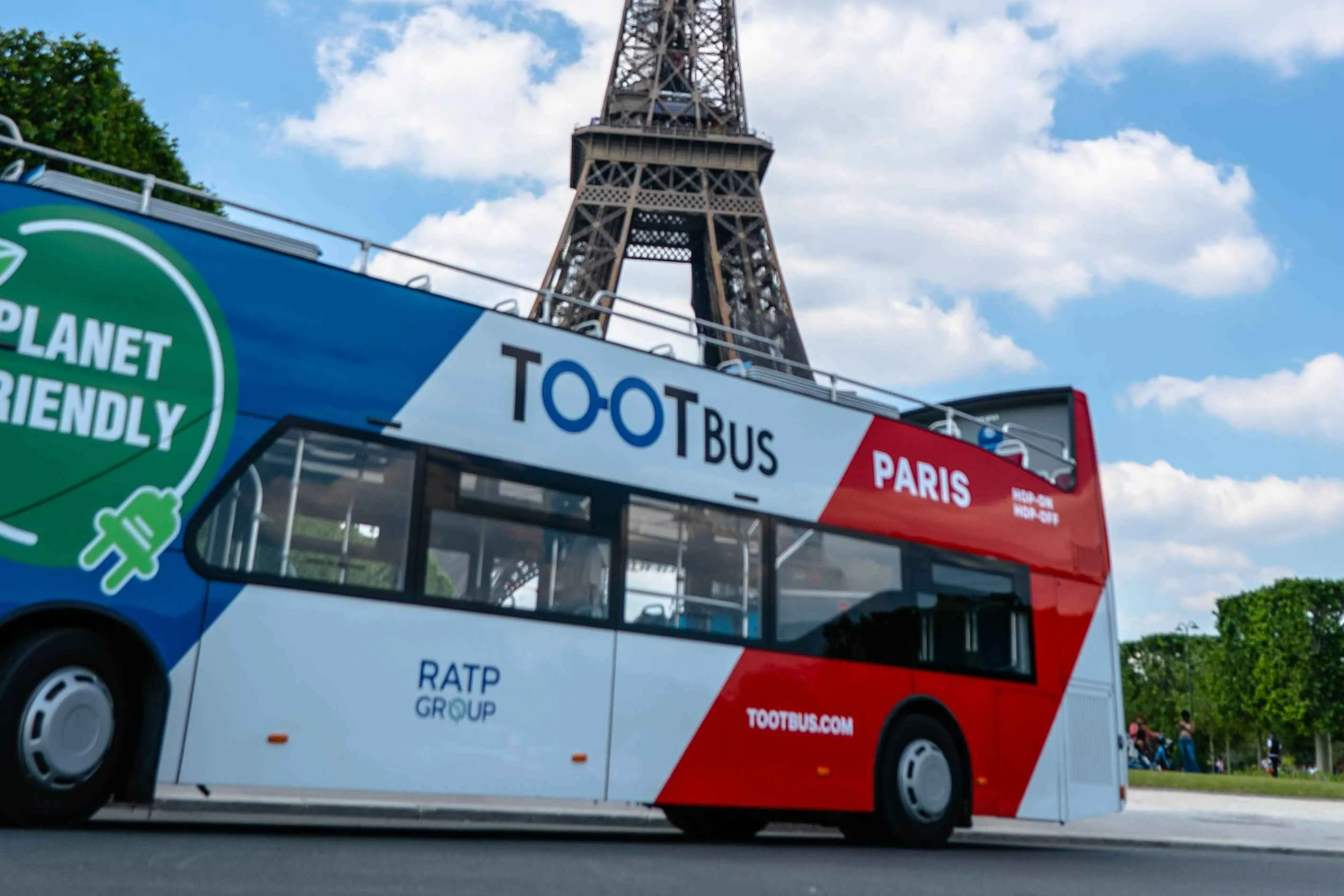 TOOTBUS Paris near the Eiffel Tower