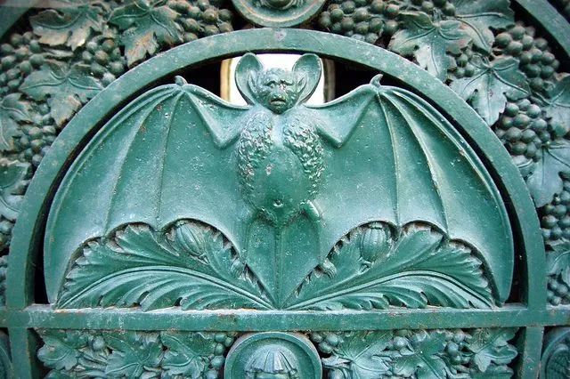 Bronze bat