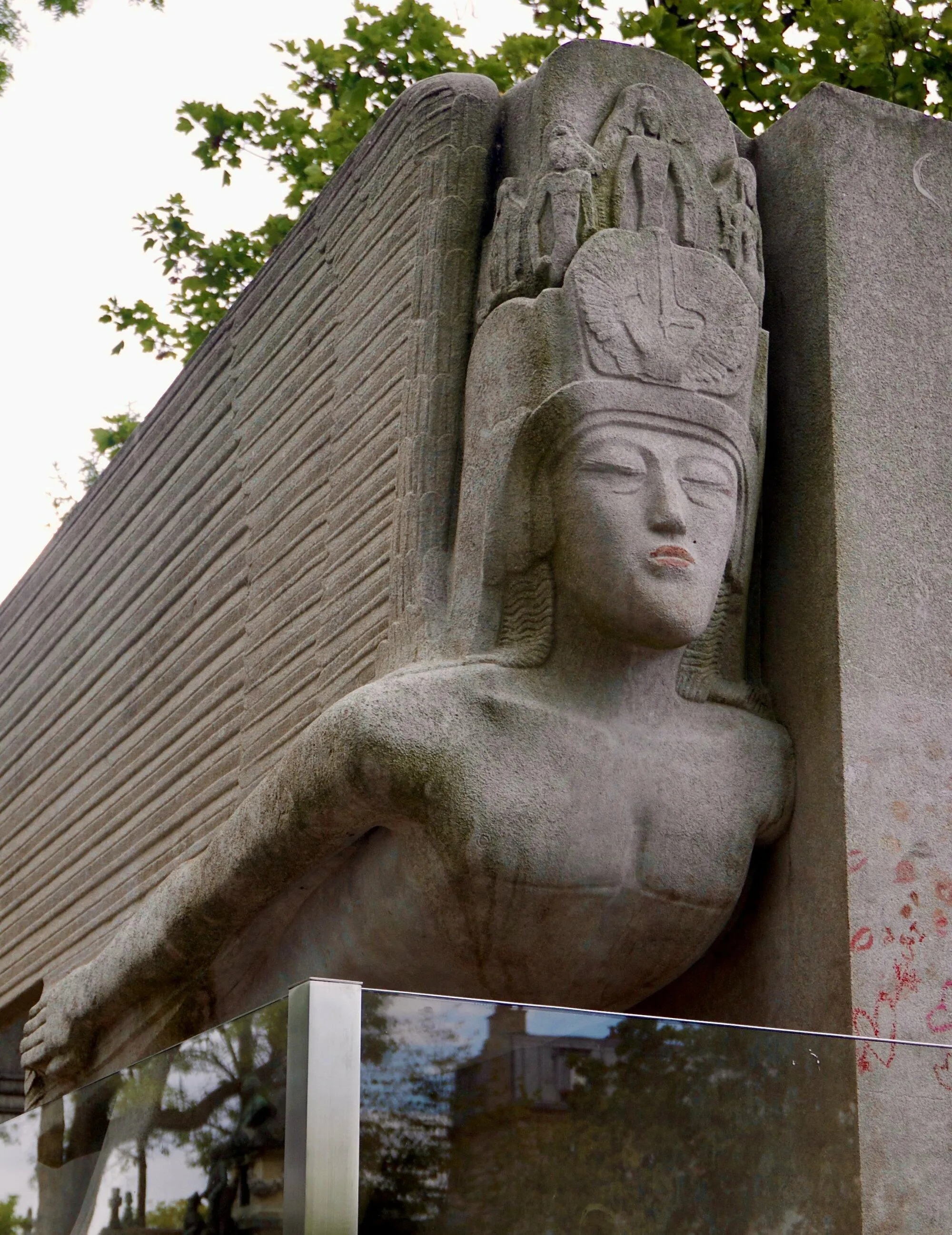 Oscar Wilde's tomb and monument