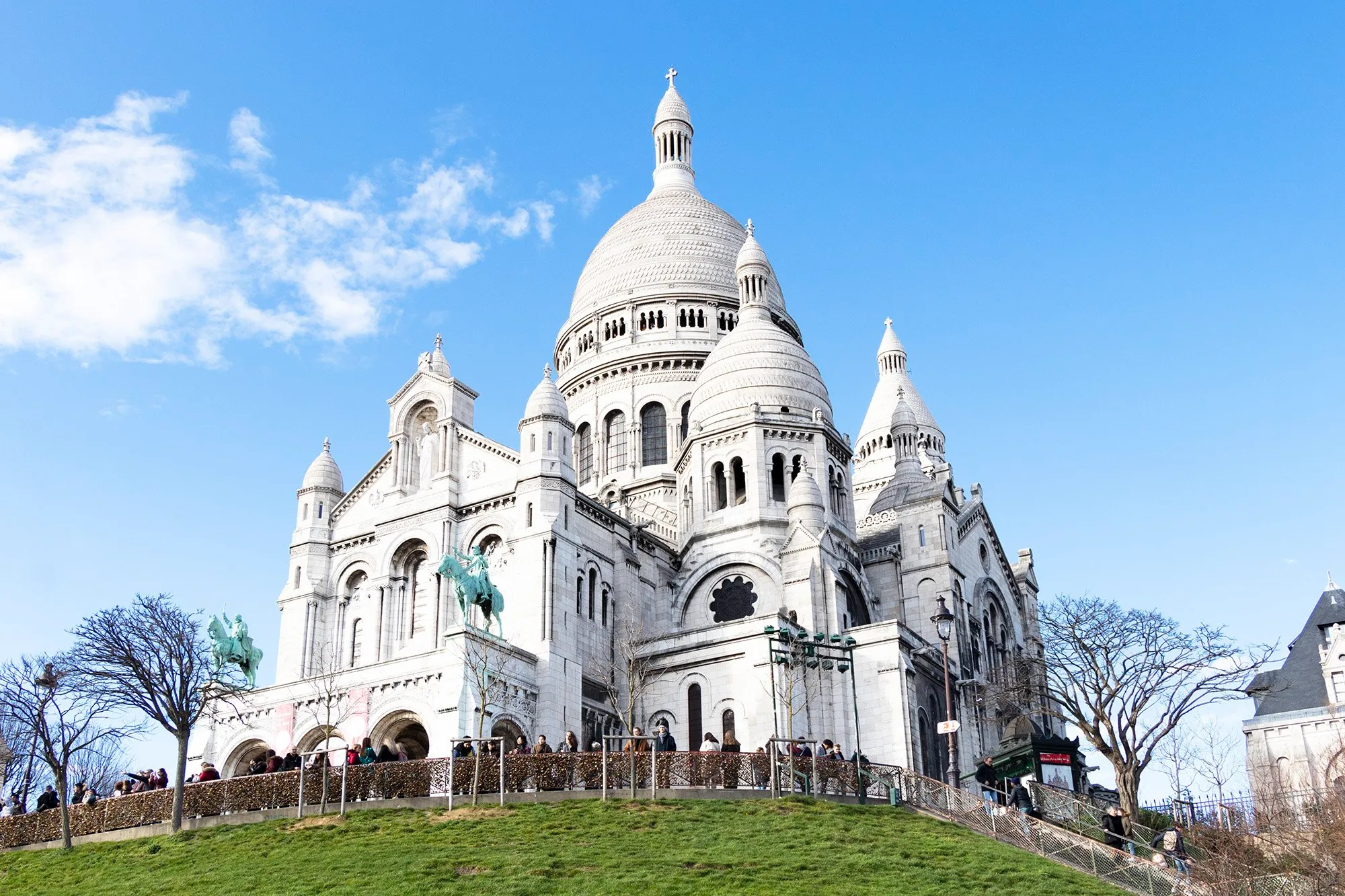Sacre-Coeur Basilica rising above the Montmartre hill in daylight