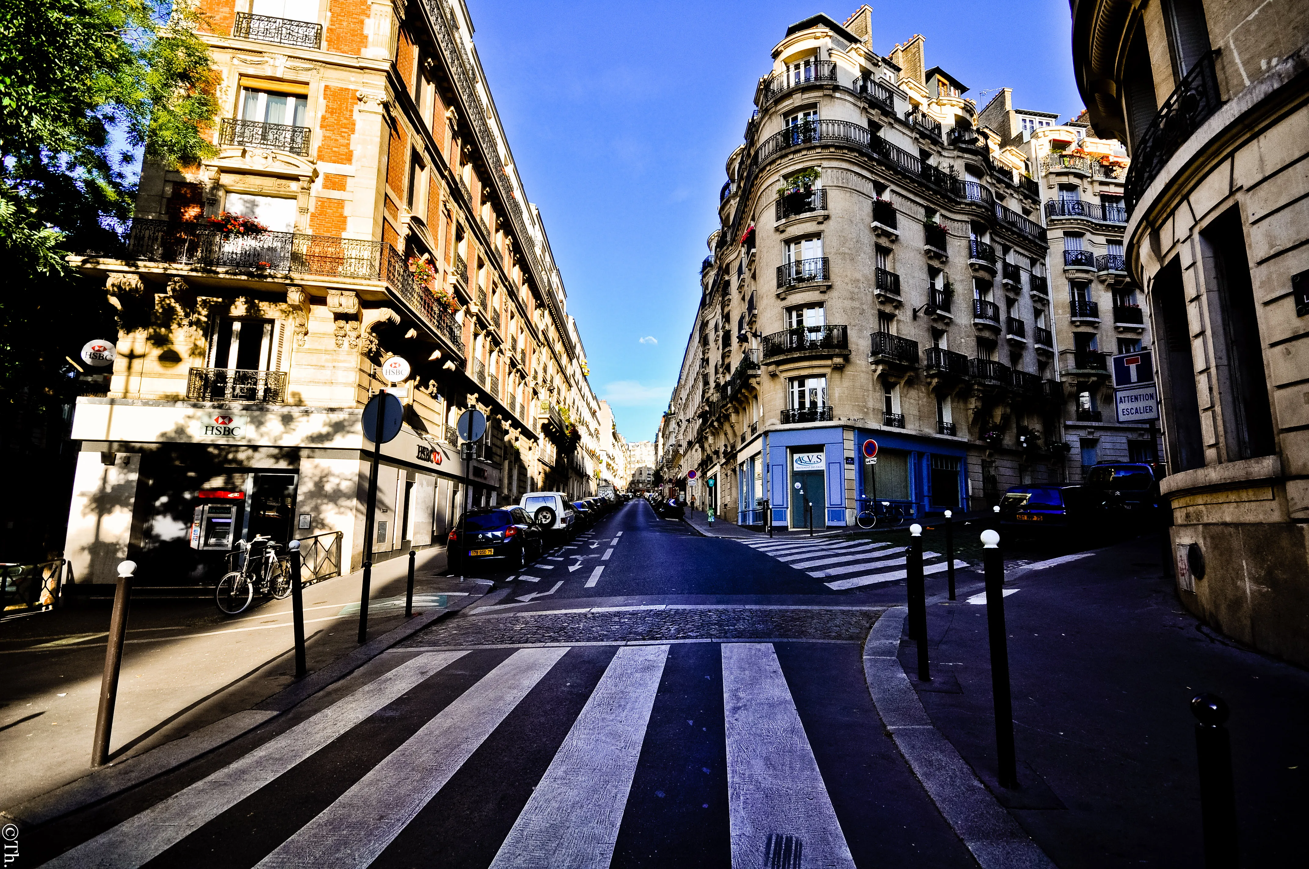 Montmartre street corner near Lamarck
