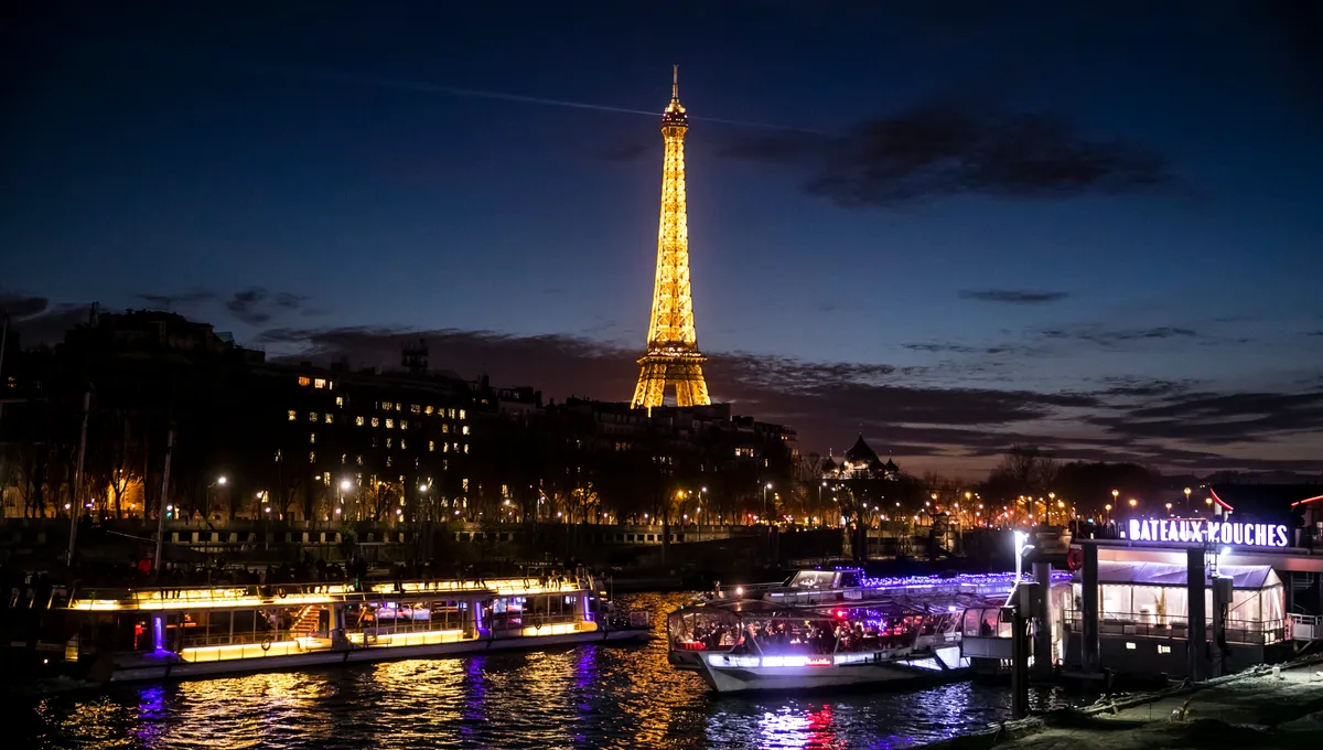 Paris cruise Maintenance