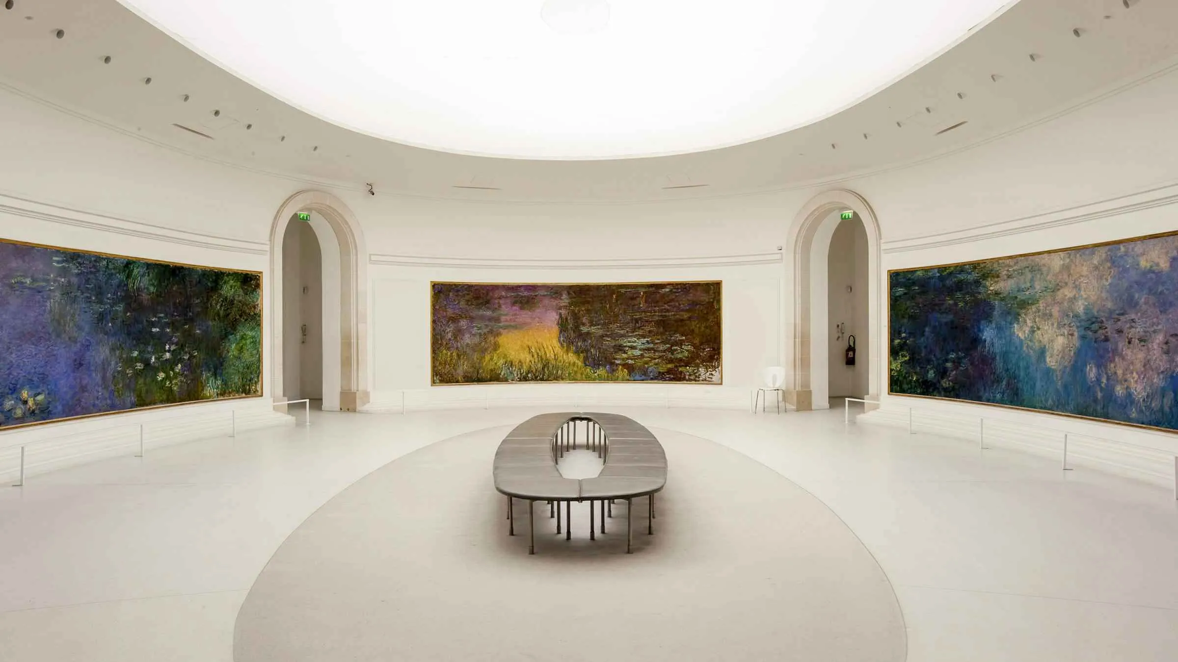 Main hall with gallery spaces at the Orangerie