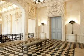 Upper galleries with skylights