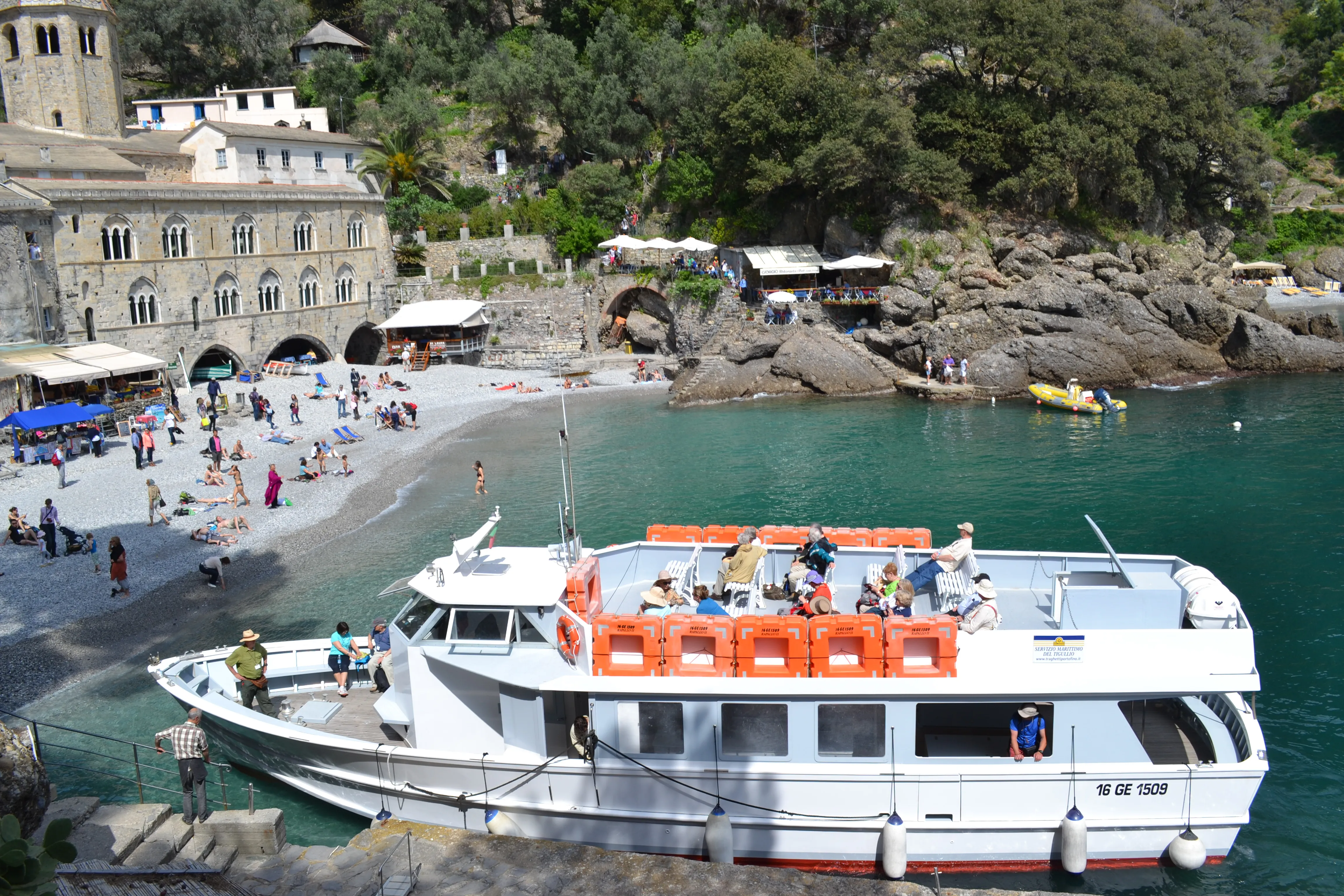 San Fruttuoso Ferry