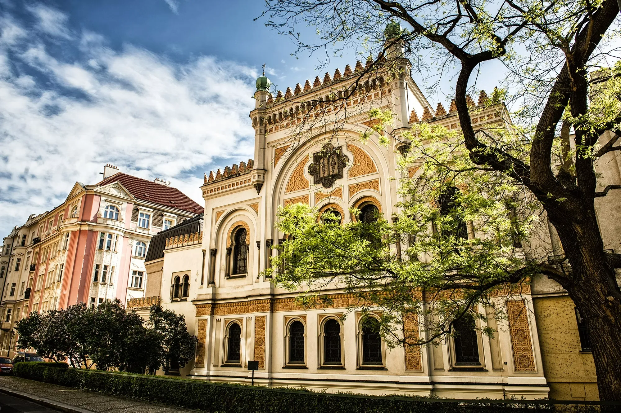 Front facade of a synagogue in Josefov