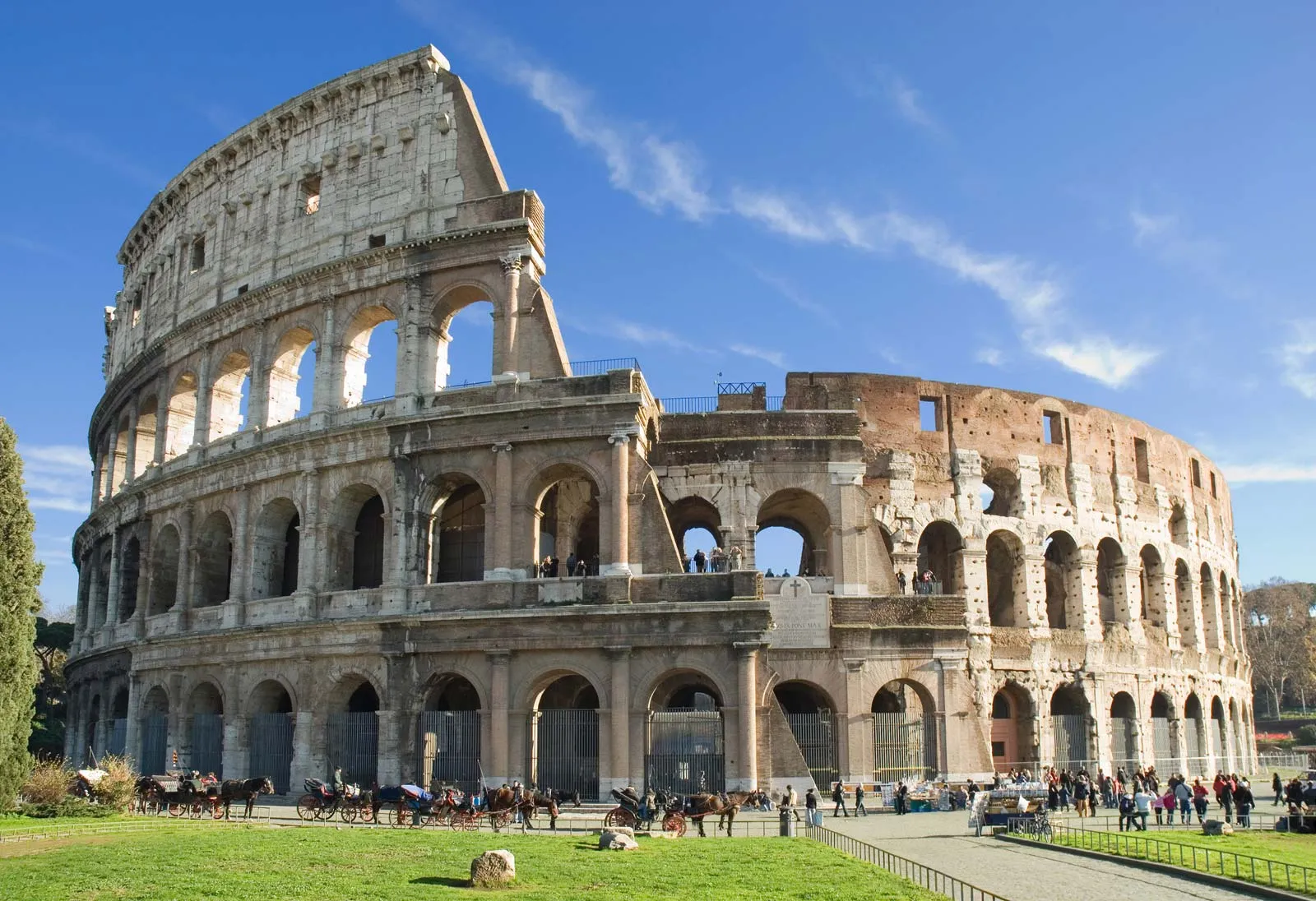 Colosseum Rainy-Day Route: Wet-Weather Safety, Visibility Tradeoffs, and Smart Sequencing