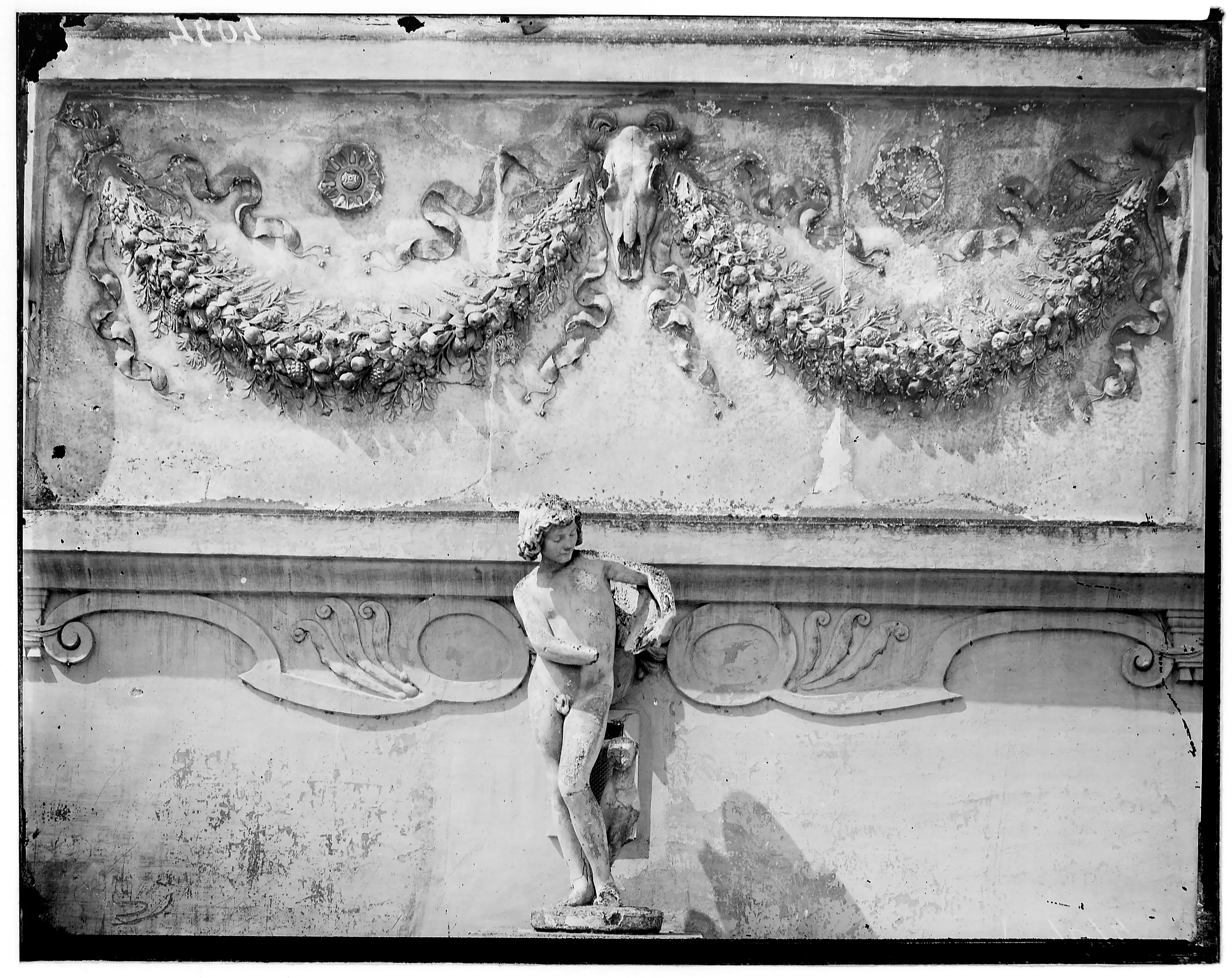 Sculpture in Villa Medici gardens