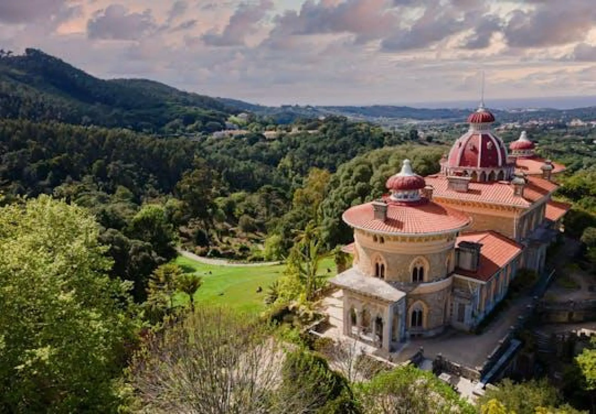 One-Day Sintra Itinerary with Monserrate at the Center