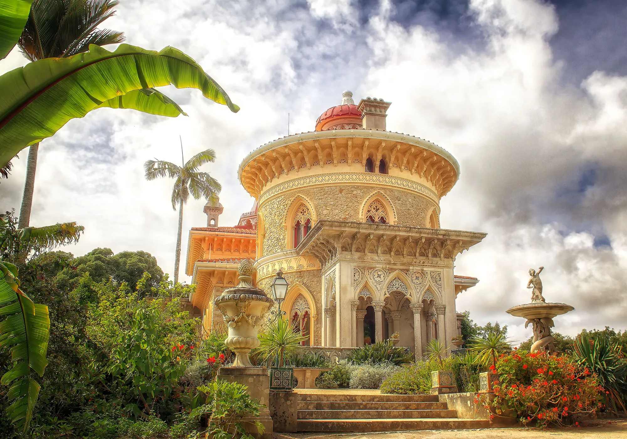 Monserrate Palace exterior front view