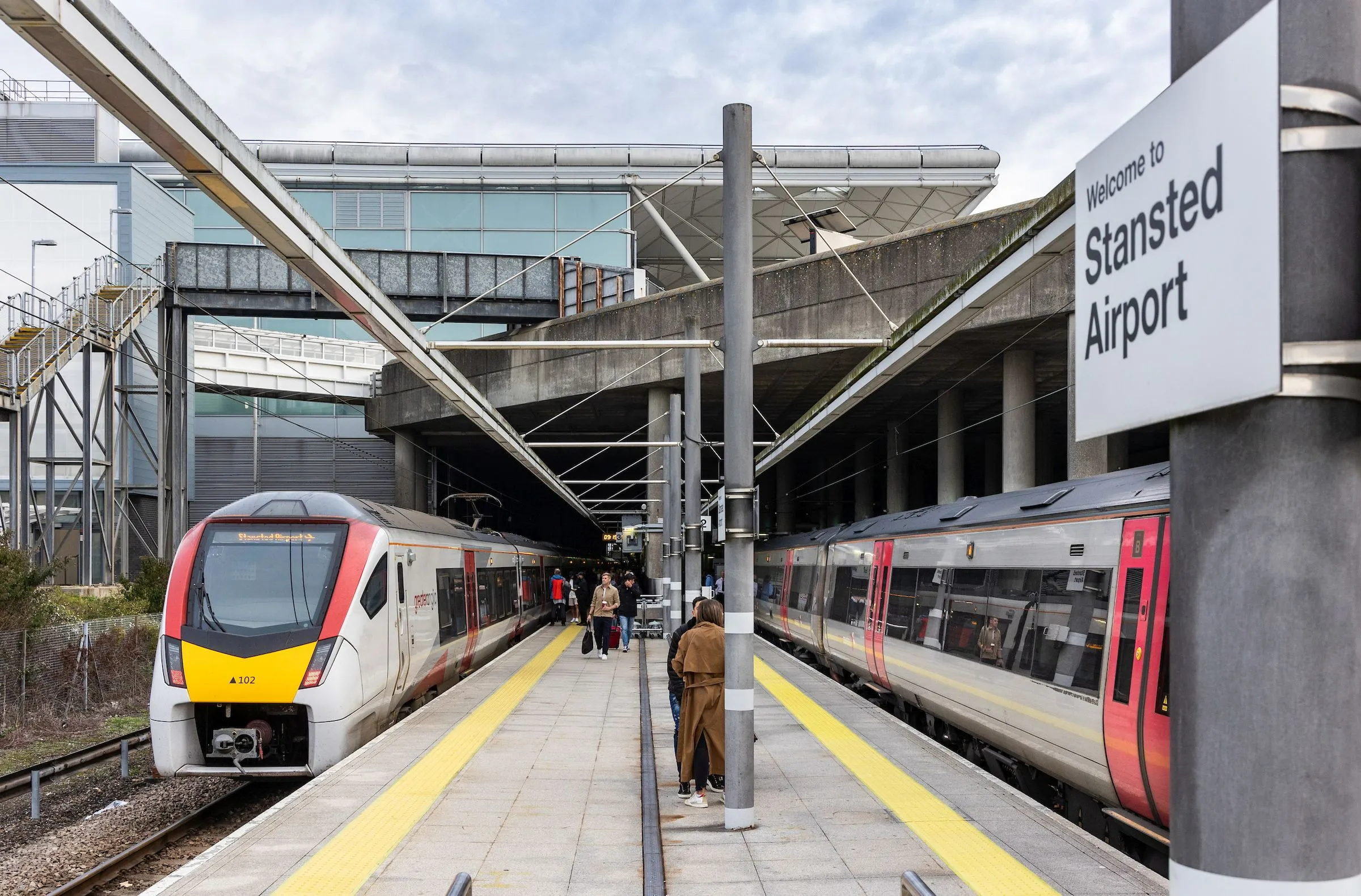 Train departure information for Stansted Express