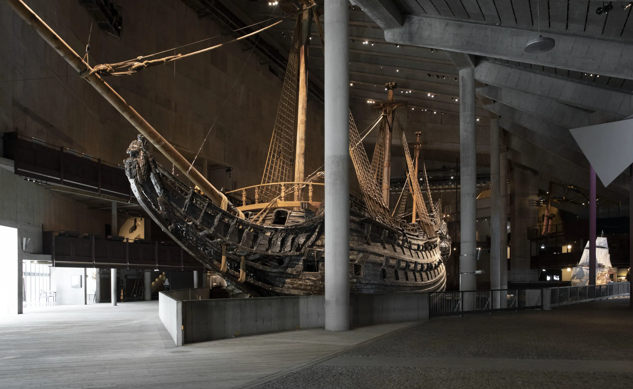 Close-up of the Vasa bow and carved details