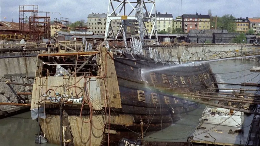 The Vasa wreck being cleaned during recovery