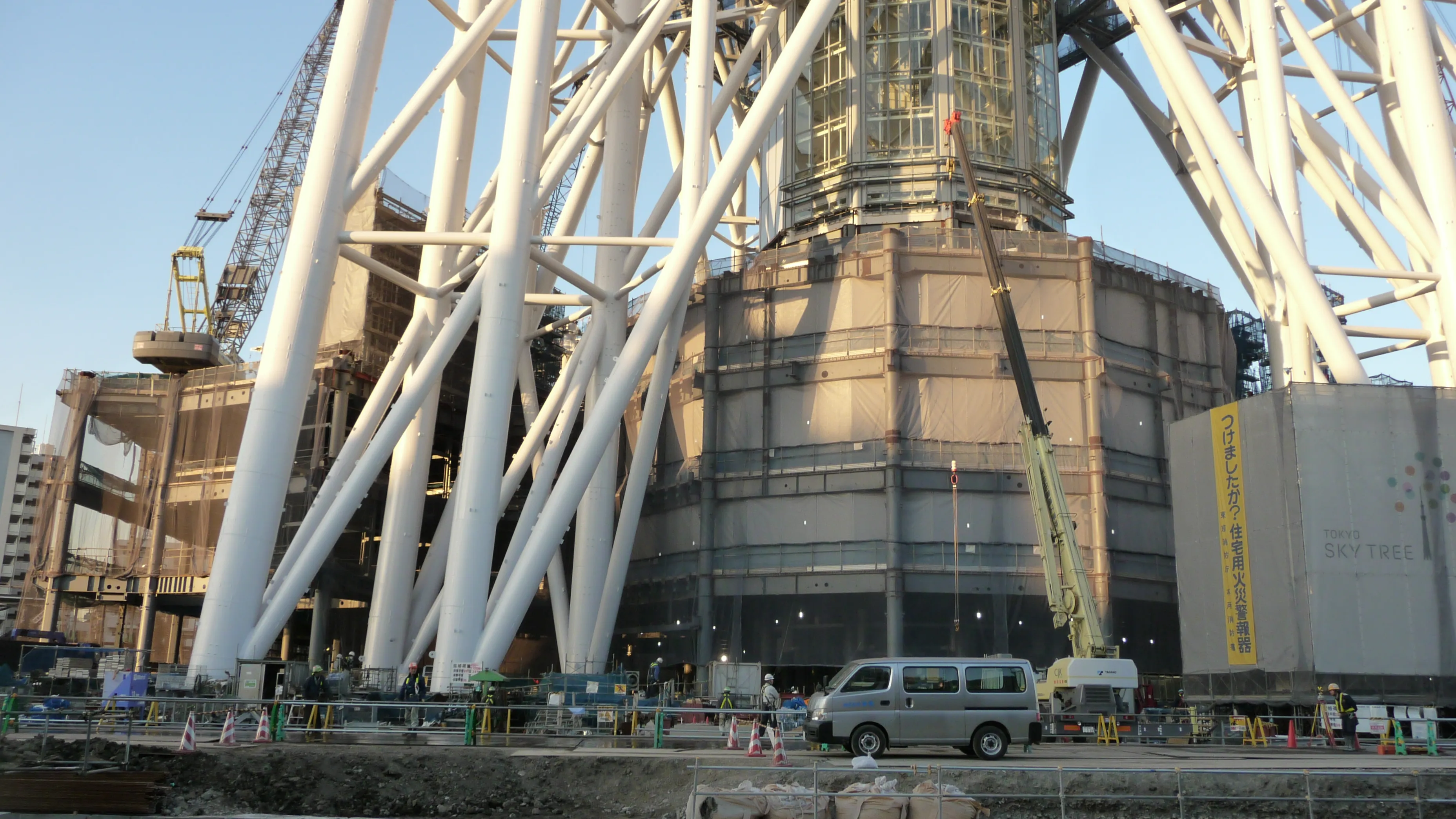 Tokyo Skytree construction 2009