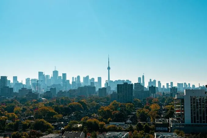 Toronto skyline and CN Tower from the waterfront