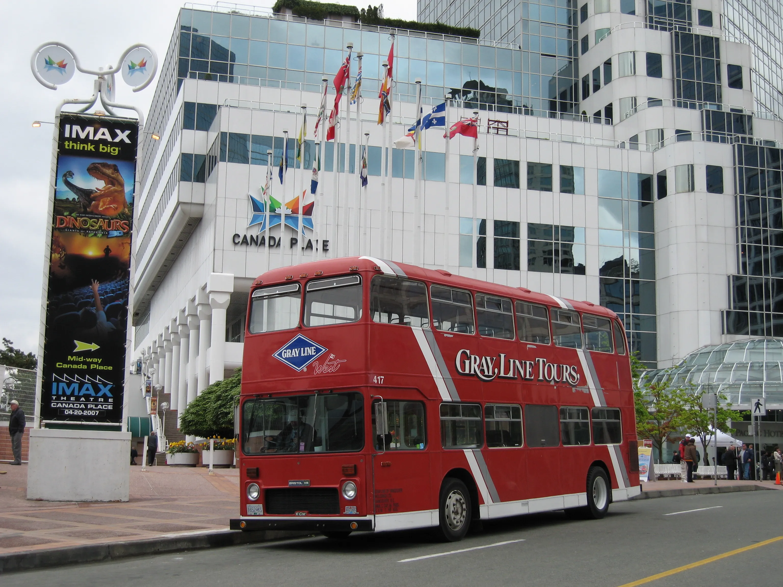 Gray Line sightseeing bus