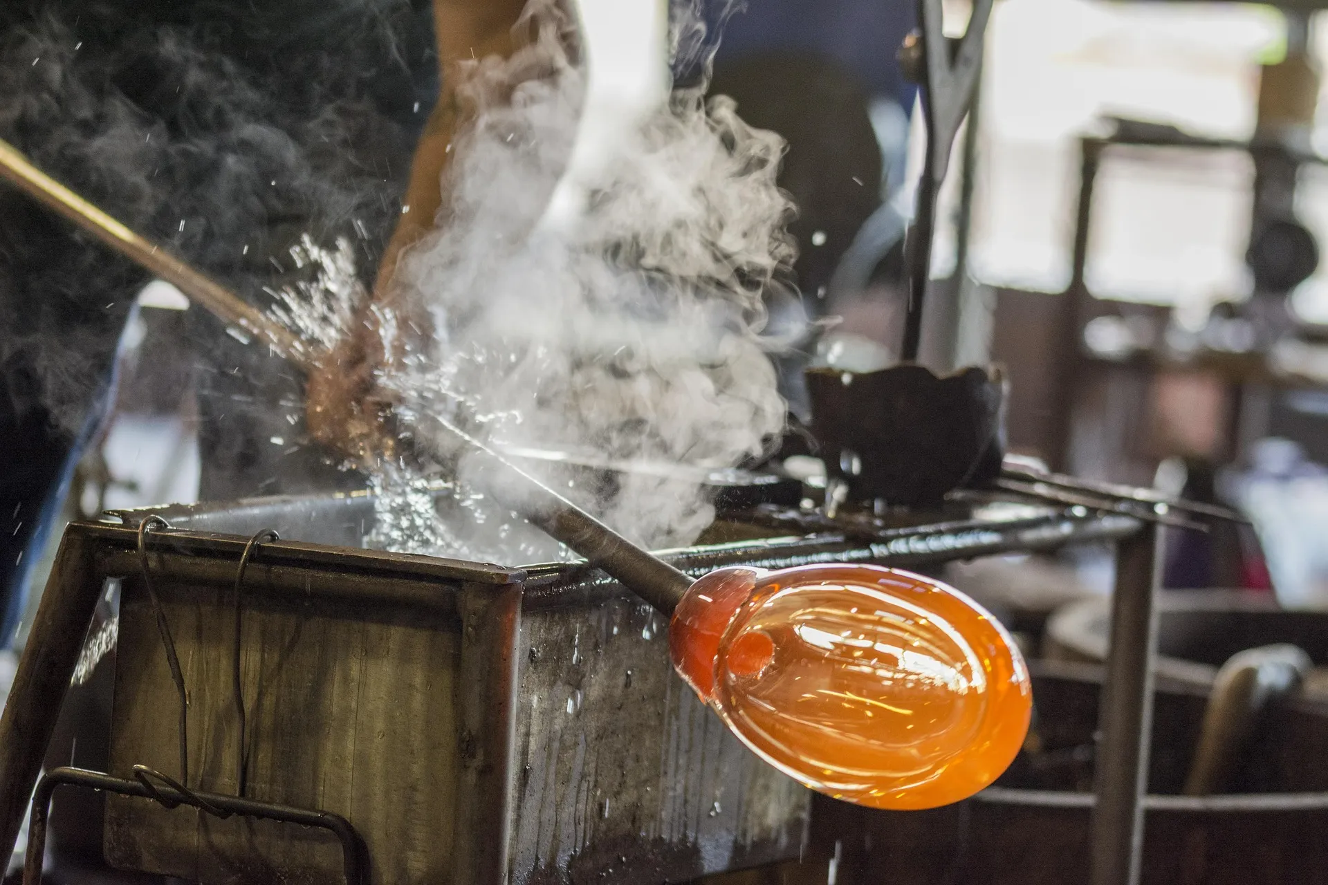 Murano Glass Workshops and Factory Demos: How to Choose a Quality Experience