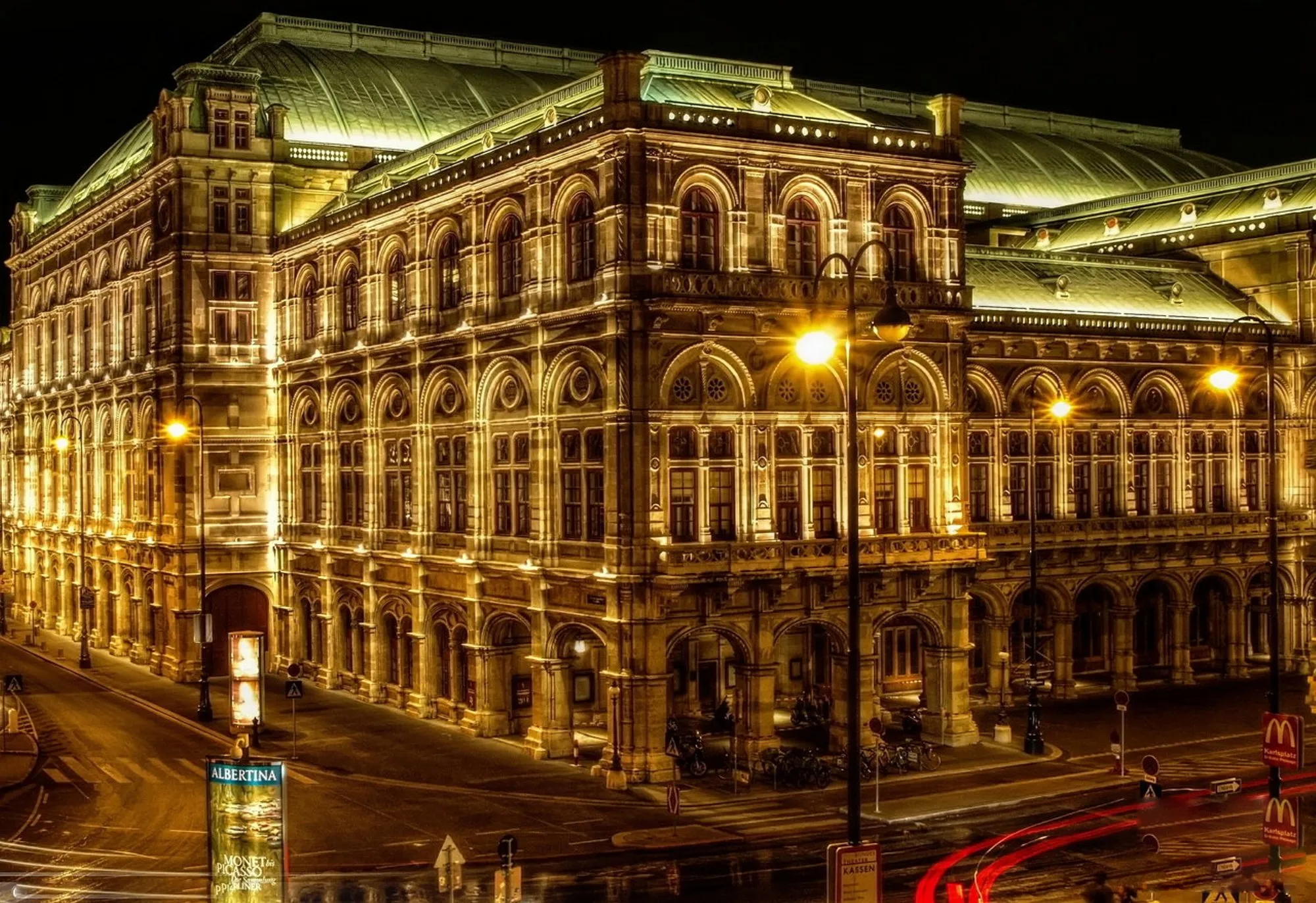 Albertina Museum exterior in Vienna
