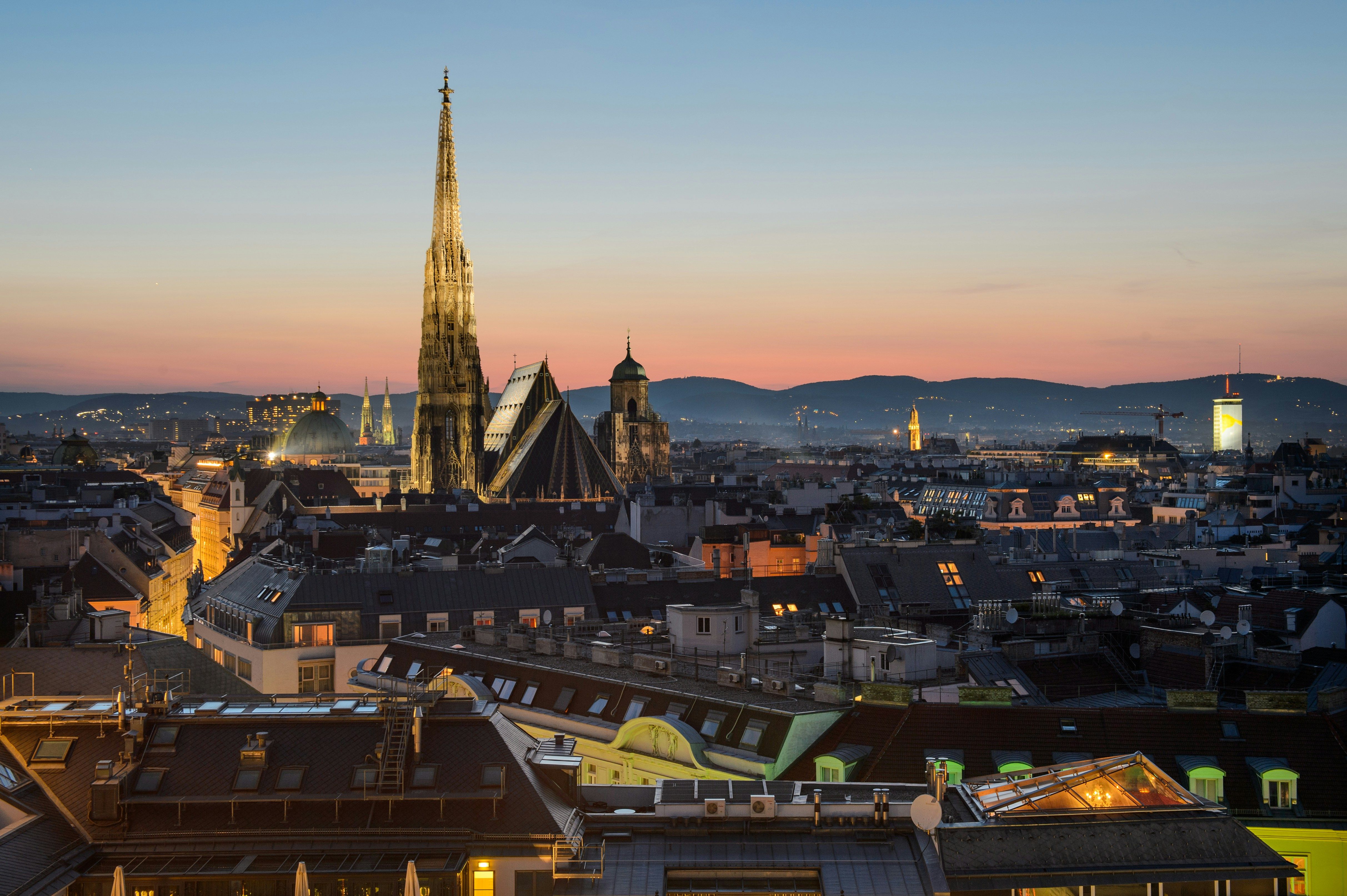 Vienna Card Rainy-Day Plan: Indoor Culture, Warm Cafes, and Smart Transfers