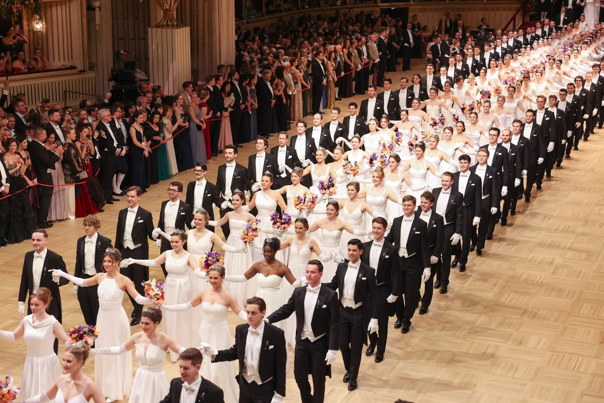 Debutantes opening the Vienna Opera Ball