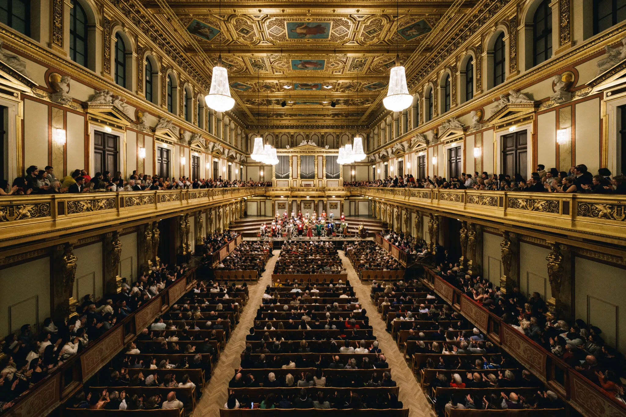 Wiener Mozart Konzert performers in costume