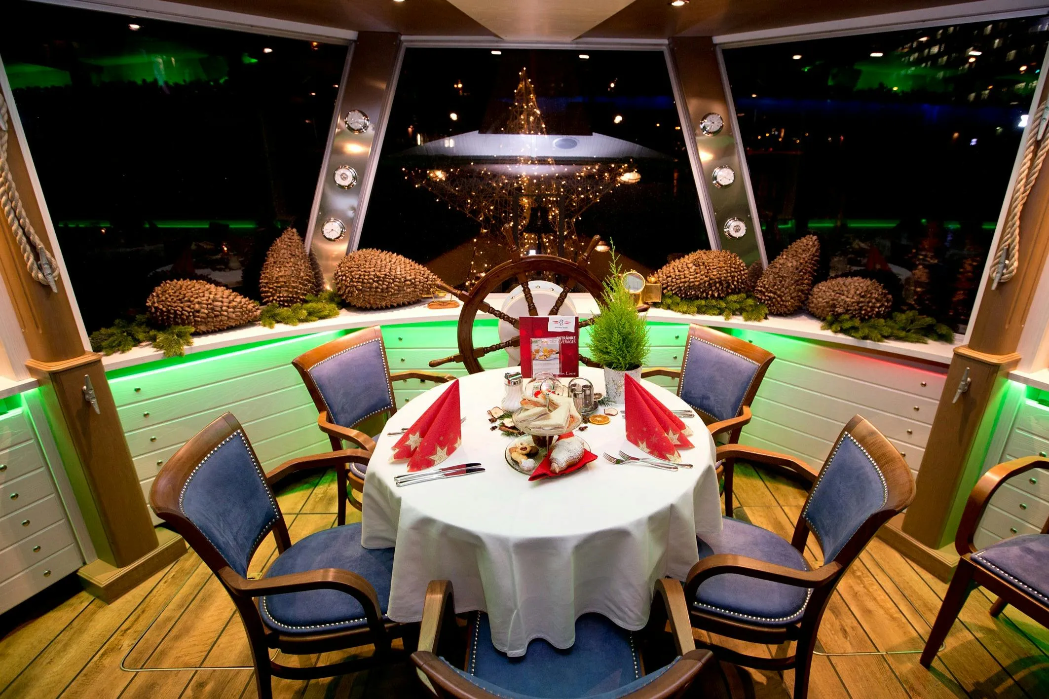Dinner setup on a Danube cruise in Vienna at night
